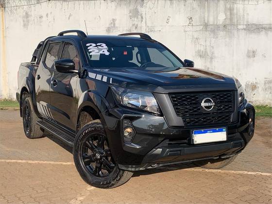 NISSAN FRONTIER 2.3 16V TURBO DIESEL ATTACK CD 4X4 AUTOMÁTICO NISSAN FRONTIER 2.3 16V TURBO DIESEL ATTACK CD 4X4 AUTOMÁTICO